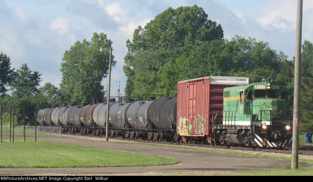 Ohio South Central Railroad (OSCR) 4537